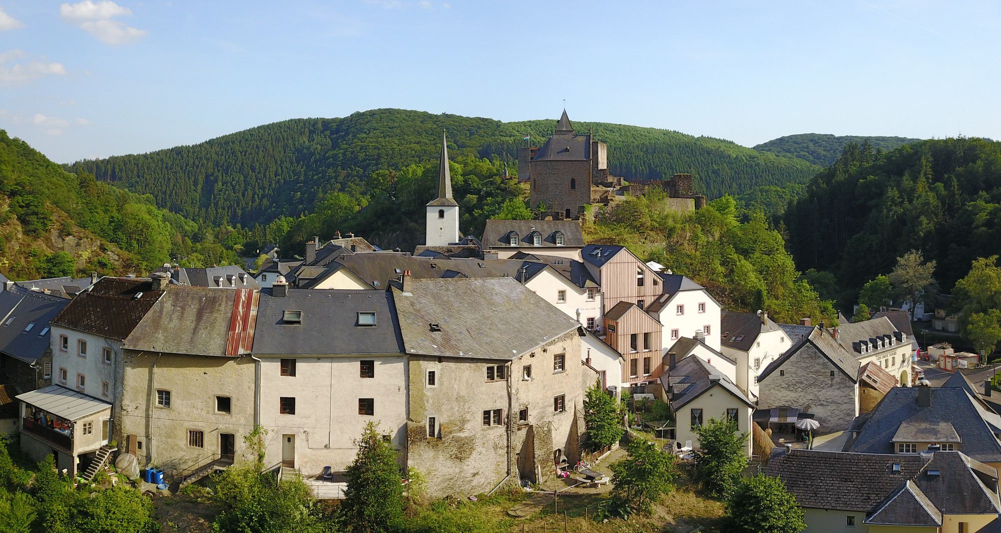 Burg EschSauer Naturpark Öewersauer